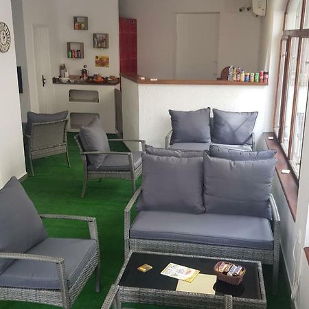 House Coffe Hostel Burgas Bagian luar foto
